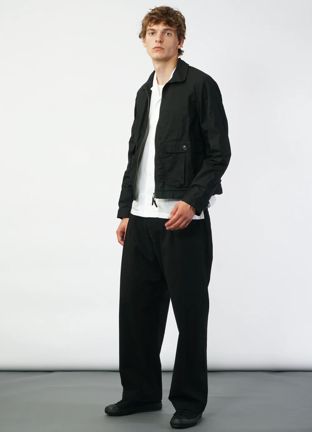 DEXTER 29-72-2 | Short Wide Utility Jacket | Waxed Black - Image 2