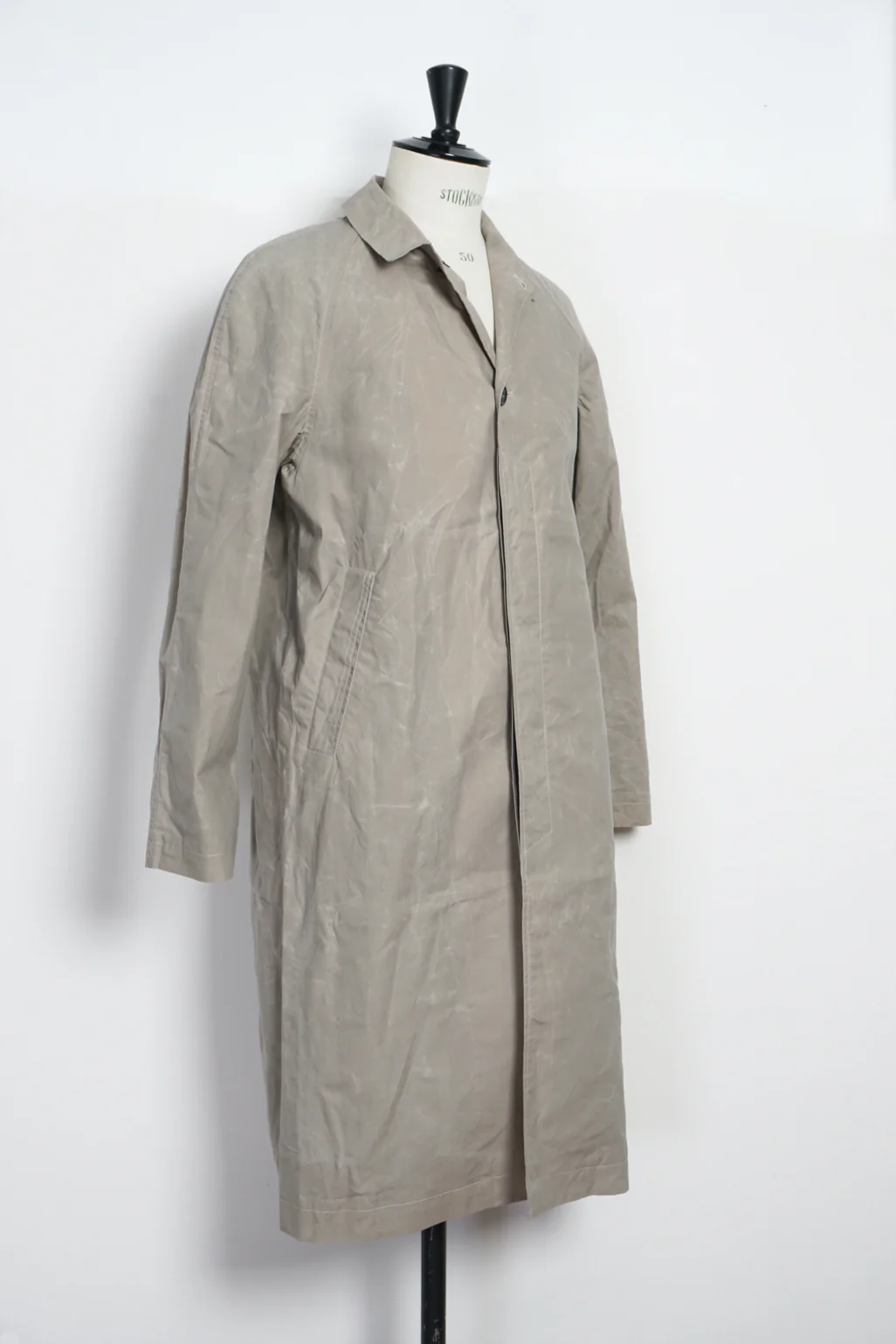 MORTEN 29-72-5 | Long Coat | Waxed Concrete - Image 4