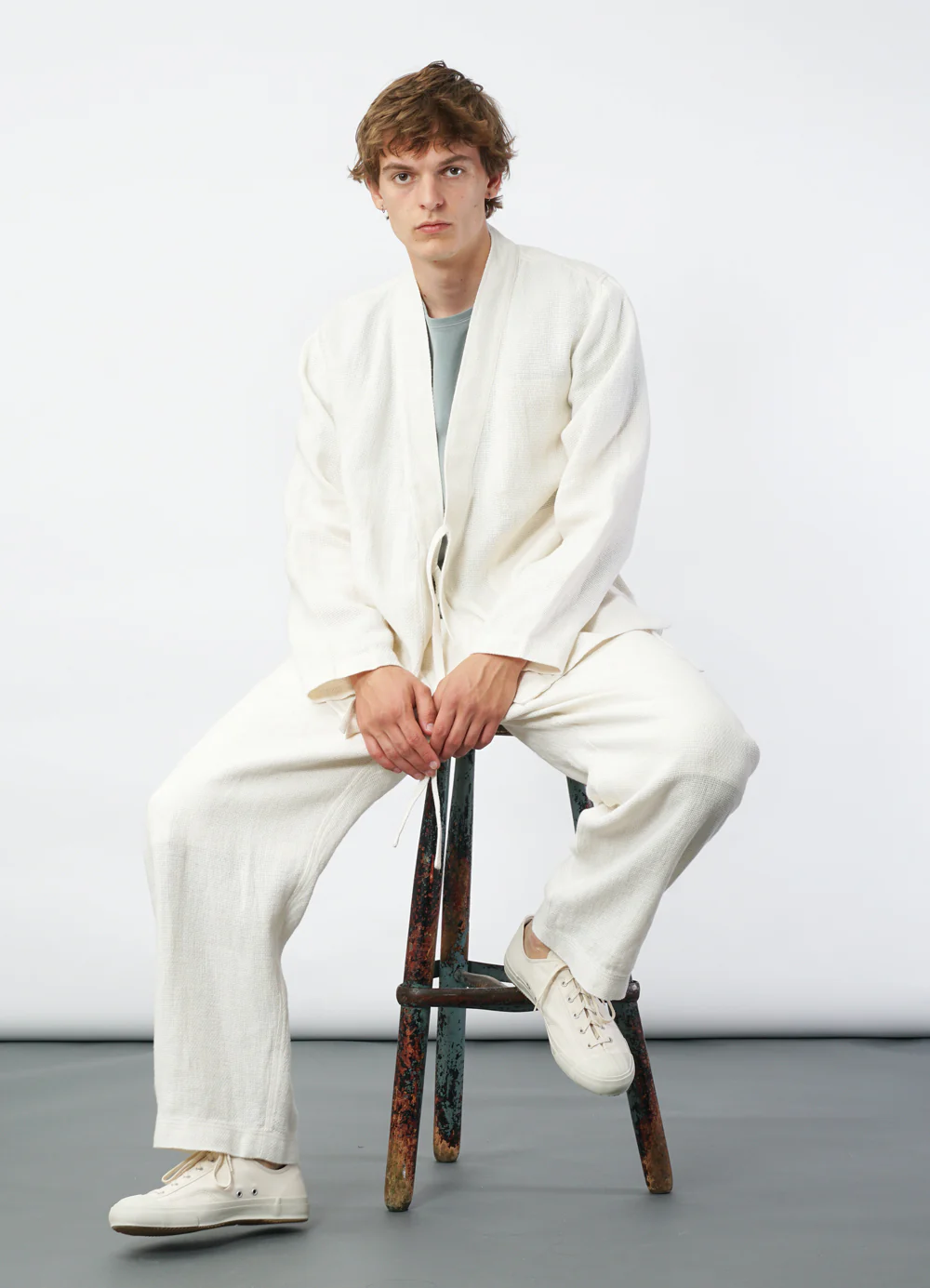 BOBBY 29-58-1 | Wide Pleated Trousers | Off White Gauze - Image 4