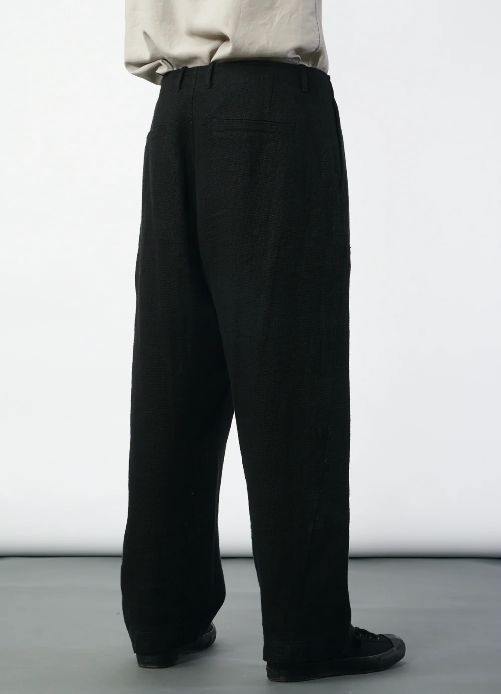 BOBBY 29-58-2 | Wide Pleated Trousers | Black Gauze - Image 4