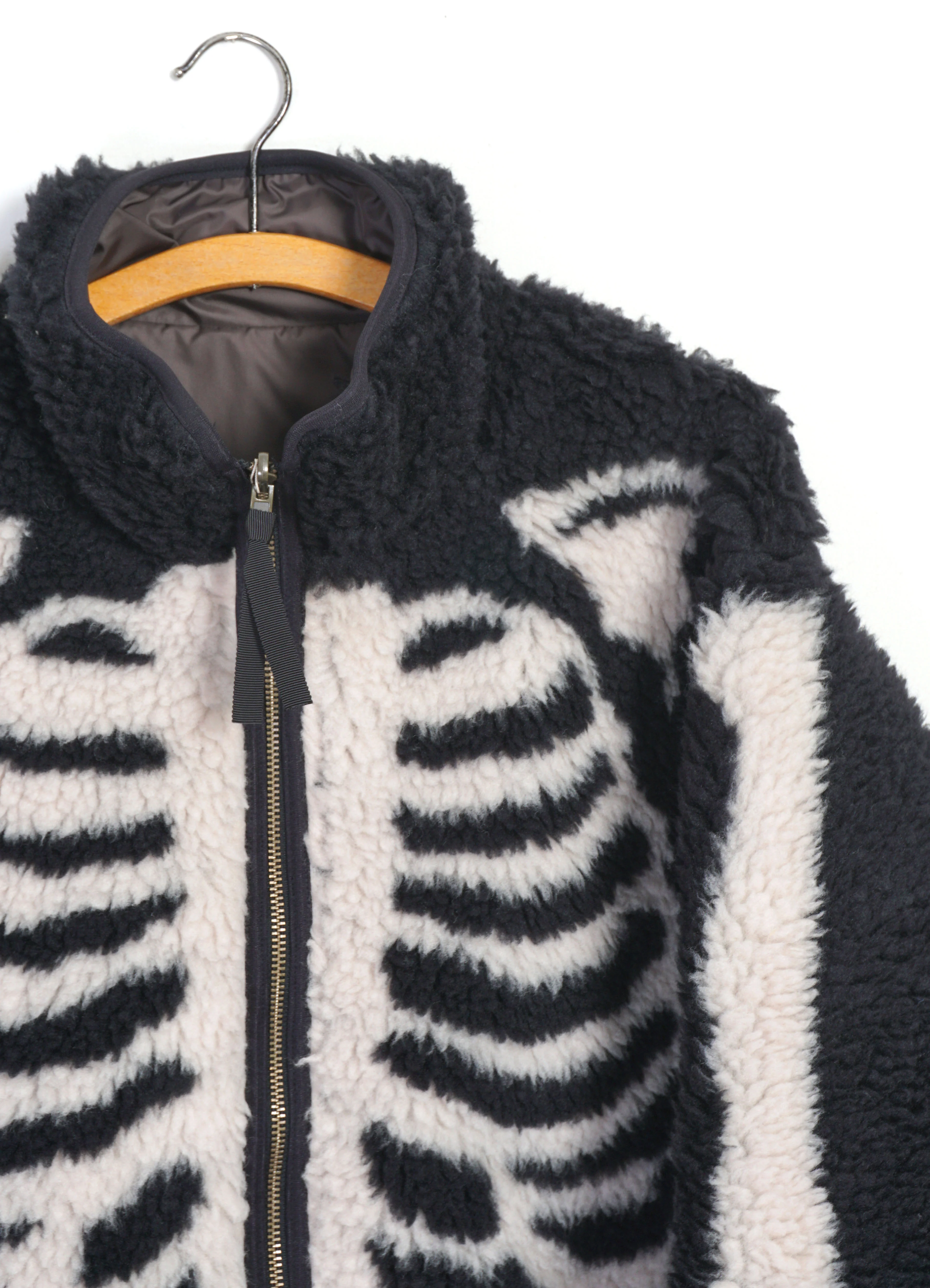 BONE | Reversible Boa Fleece | Black - Image 2