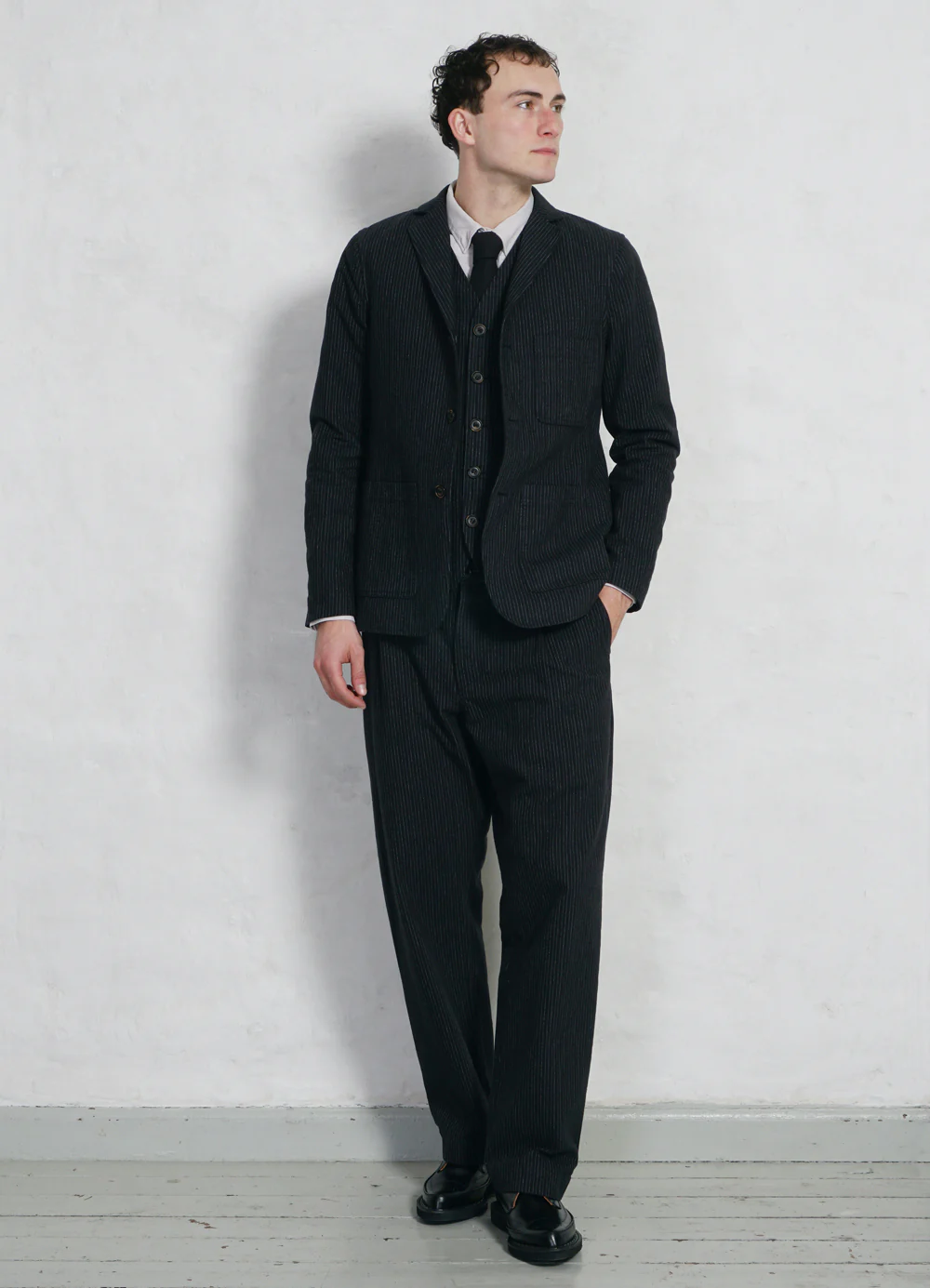 CHARLIE 28-32-2 | Easy Three Button Blazer | Black Pin - Image 3