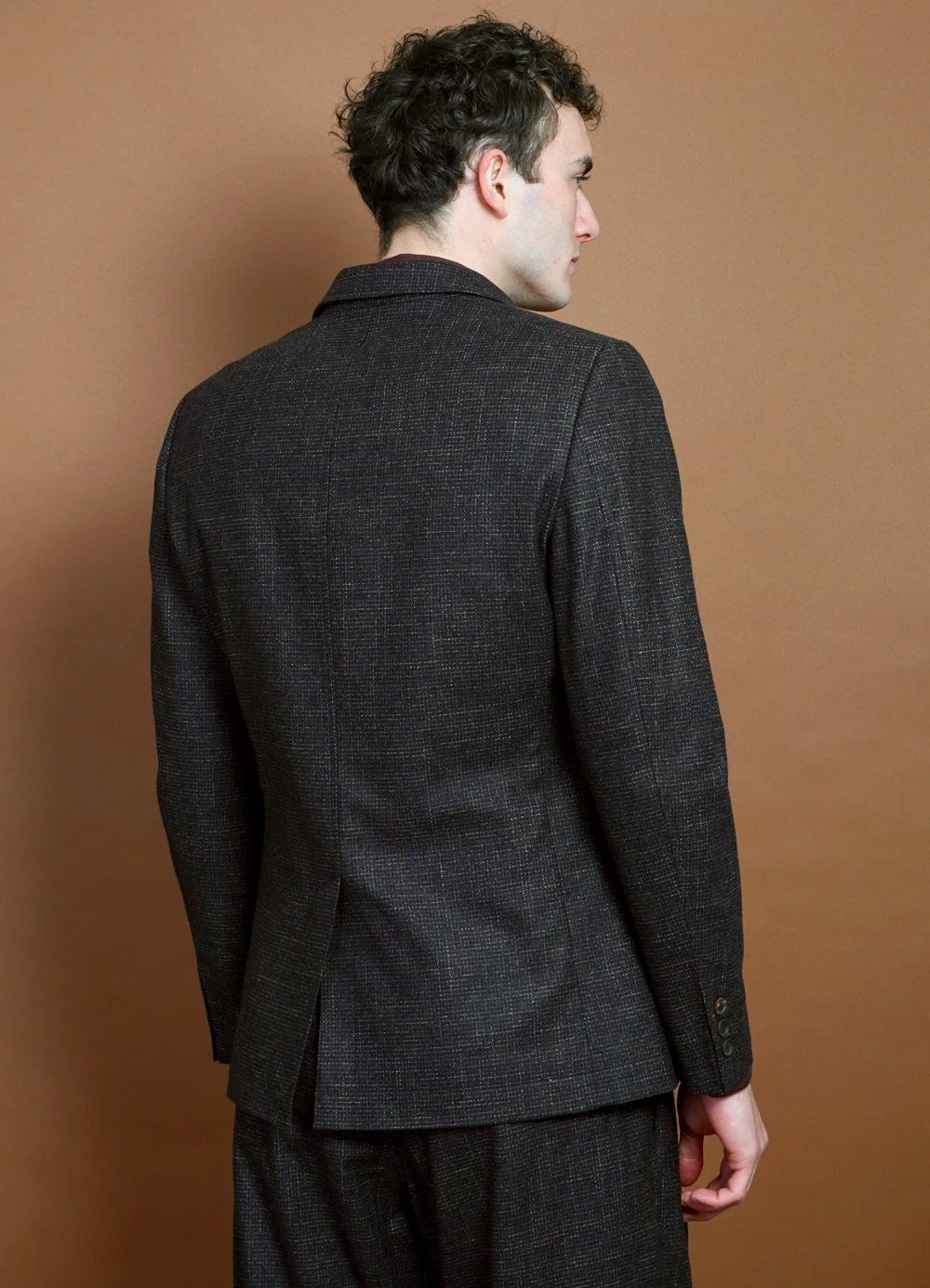CHRISTOFFER | Classic Two Button Blazer | Macchiato - Image 4
