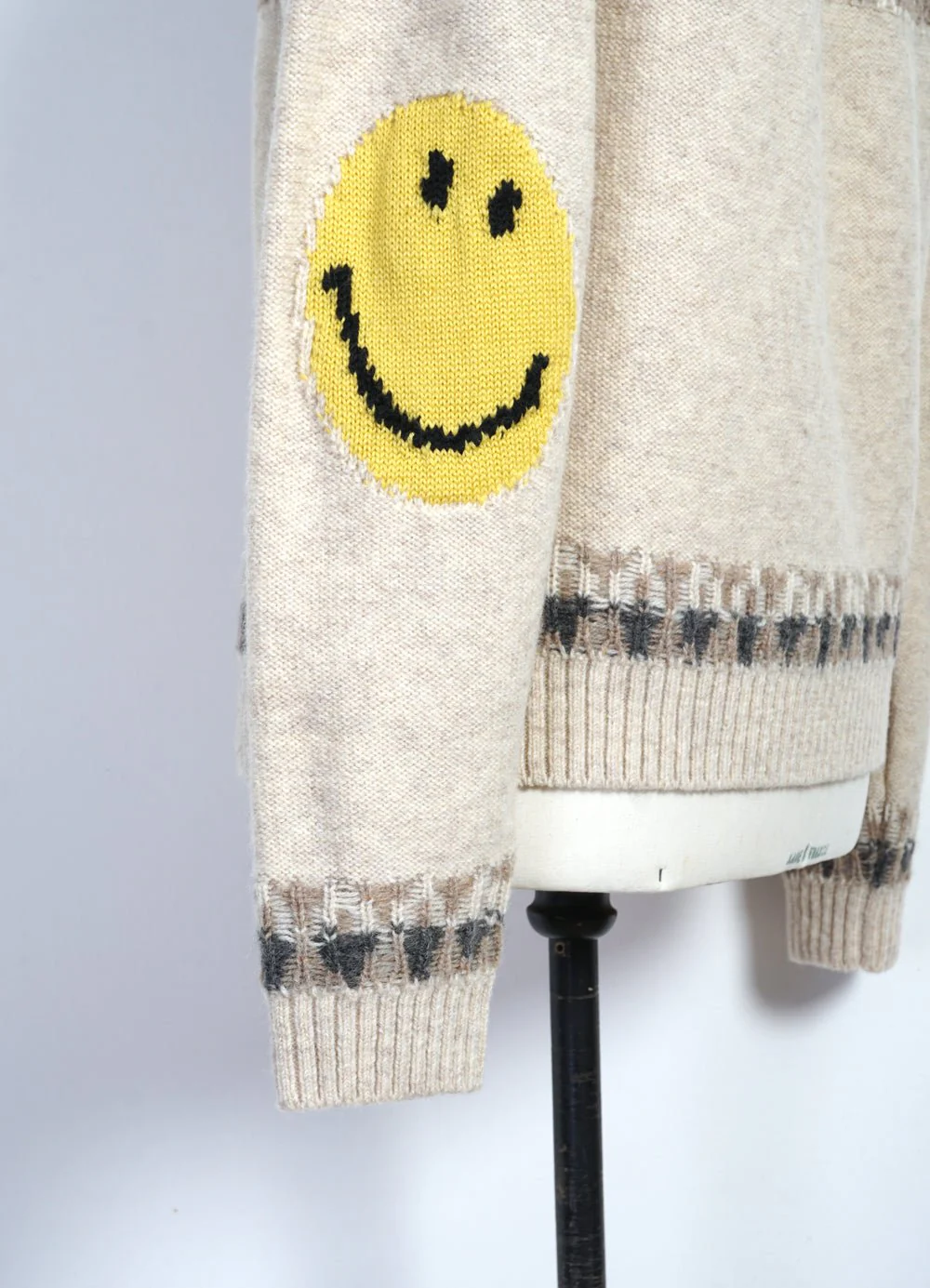 NORDIC SMILIE | Wool-Jacquard Crewneck Sweater | Ecru - Image 4