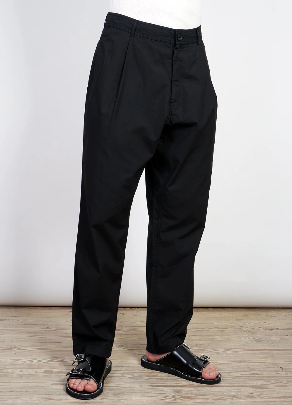 EIGIL | Light Wide Cut Summer Trousers | Black - Image 6