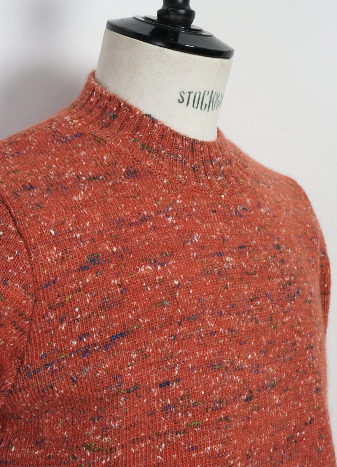 EIVIND | Crew Neck Rib Sweater | Donegal Coral - Image 5
