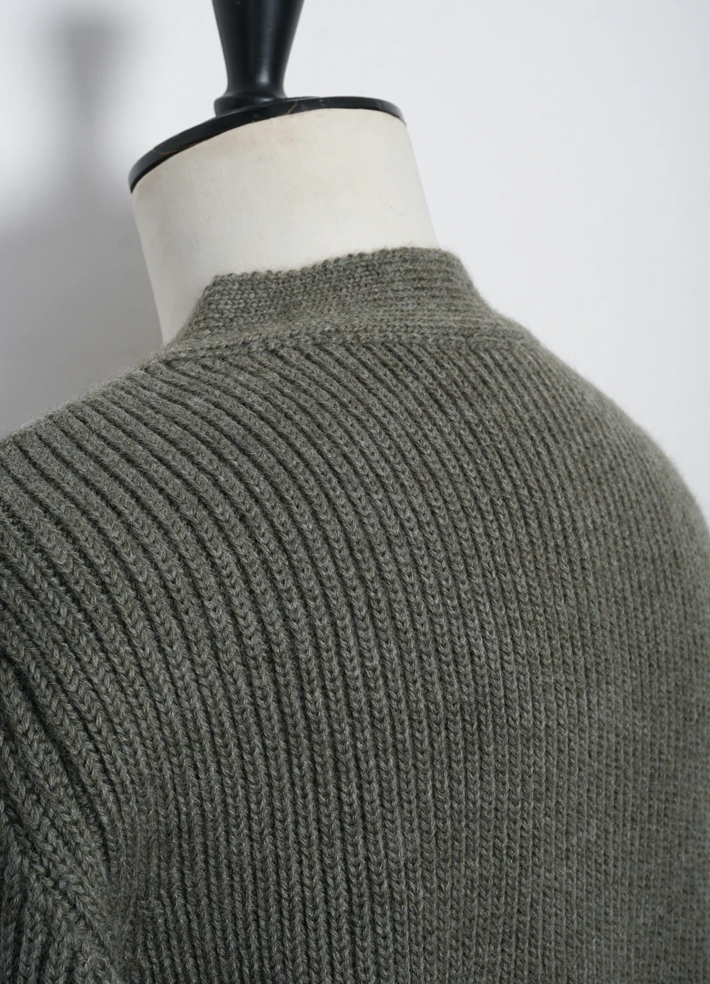 EVALD | Heavy Knit Cardigan | Hunter - Image 6