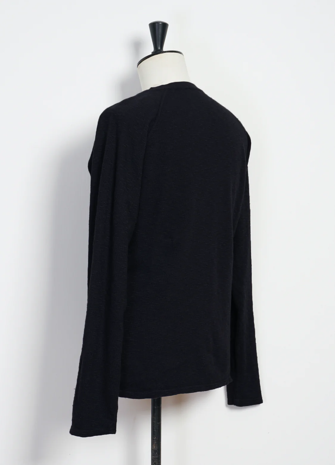 FELIX 32-110-2 | Raglan Long Sleeve T-shirt | Black - Image 4
