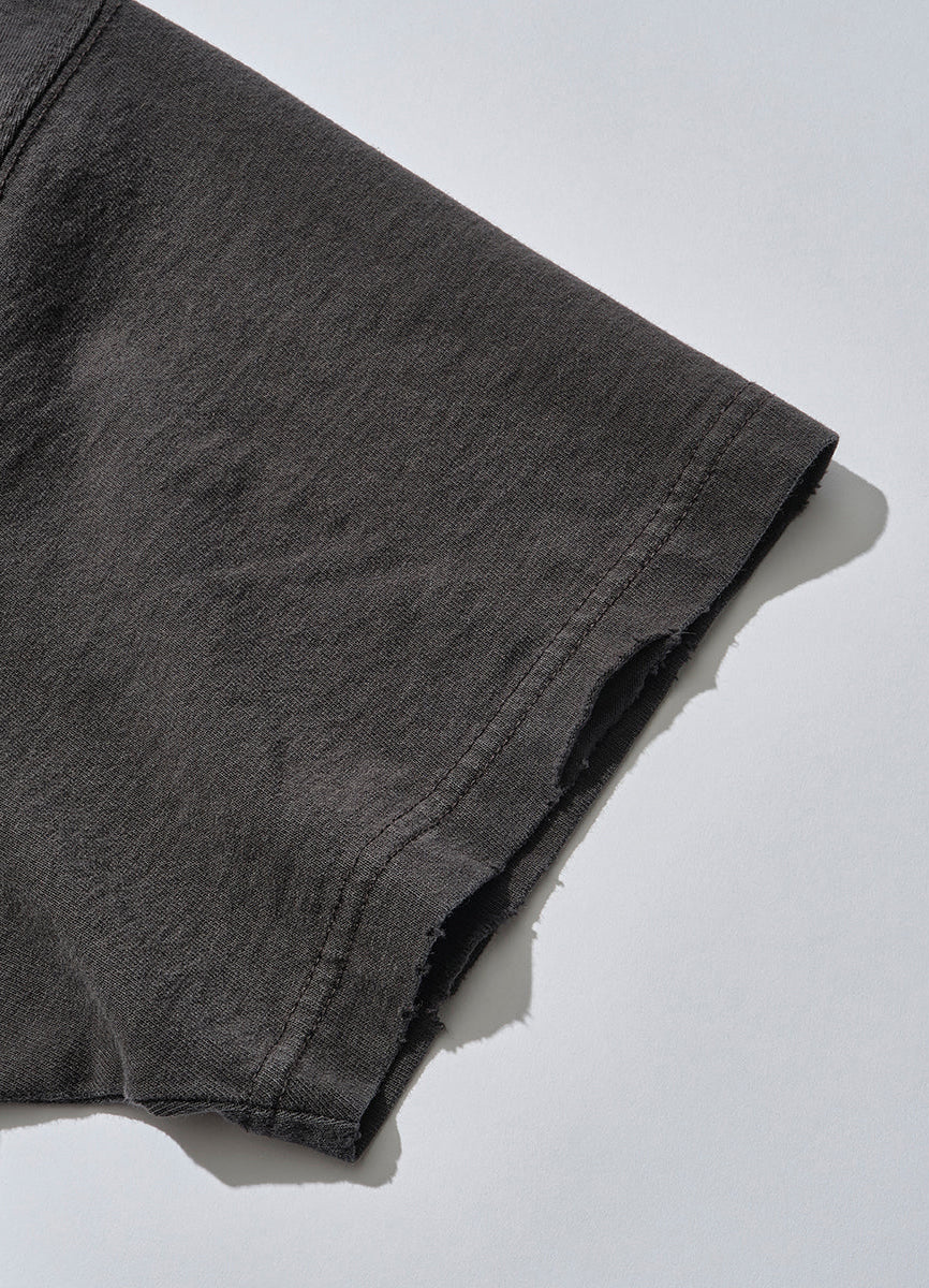 FULLY TECH | Distressed Mountaineers T-shirt | Black - Image 4
