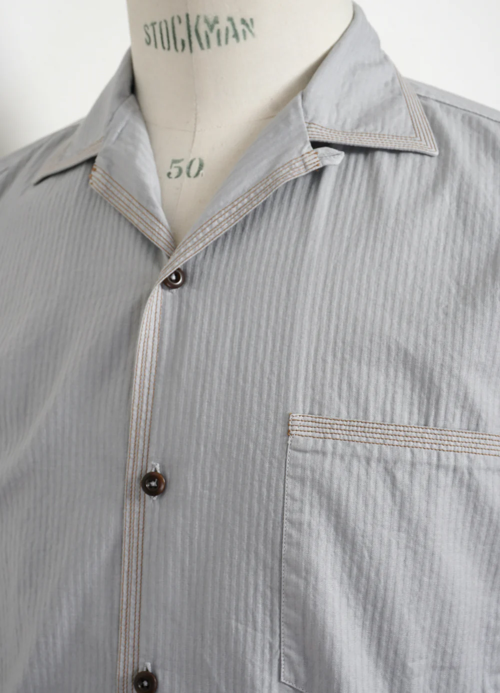 JONNY | Short Sleeve Herringbone Shirt | Rain - Image 4