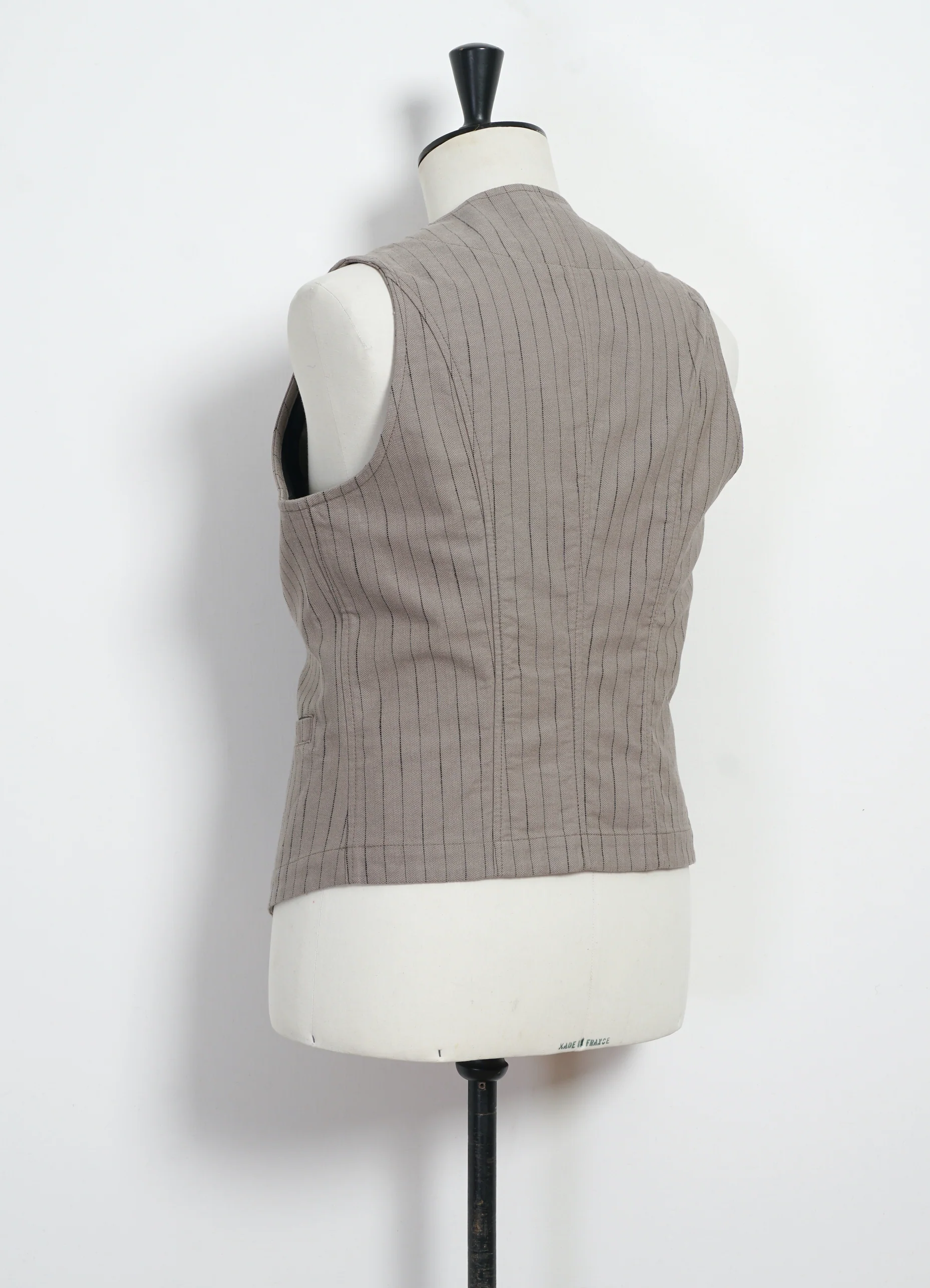 KNUD 31-57-5 | Casual Waistcoat | Beige Herringbone Pin - Image 5
