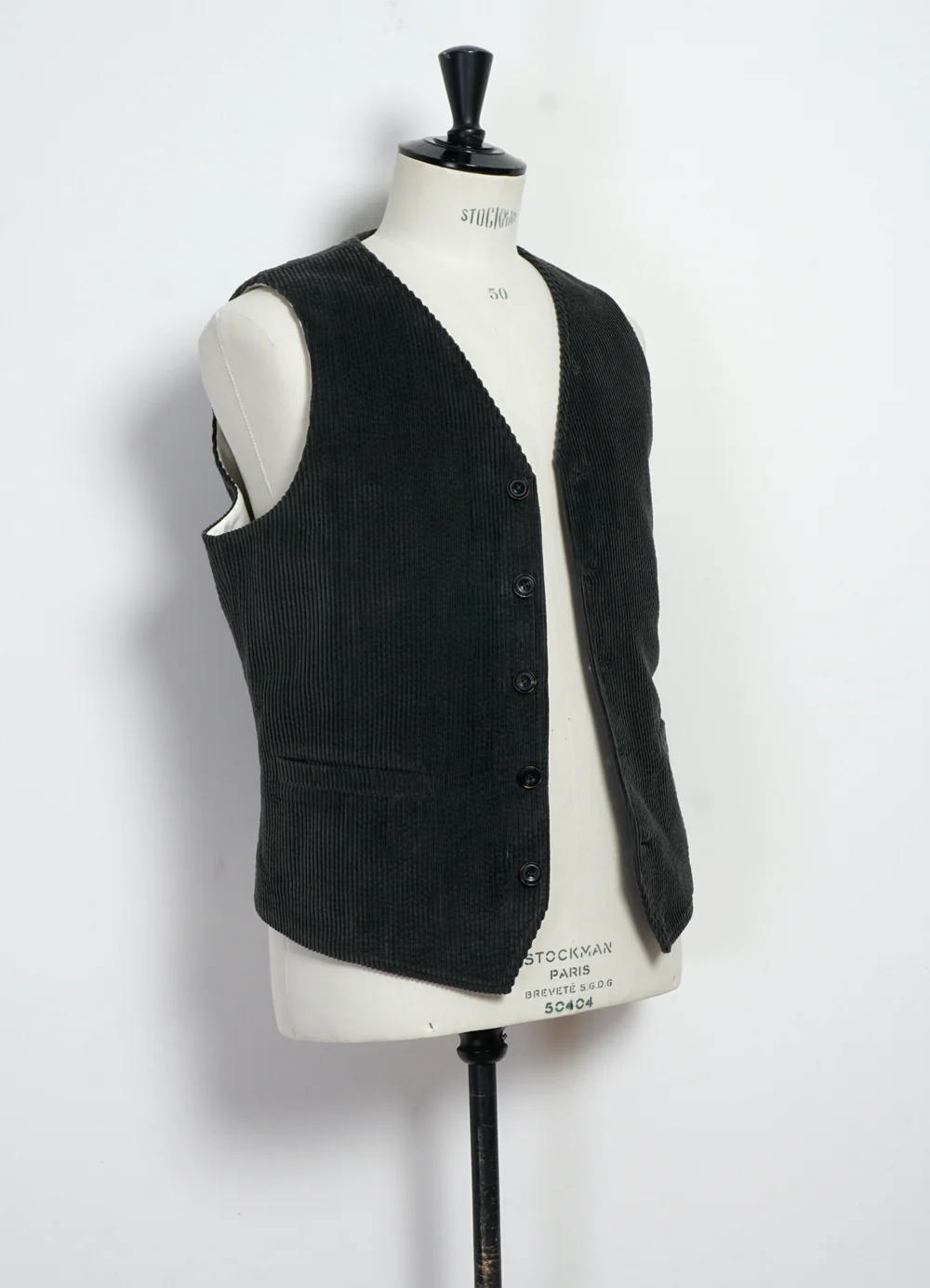 KNUD 28-35-6 | Workwear Waistcoat | Olive Taupe - Image 3