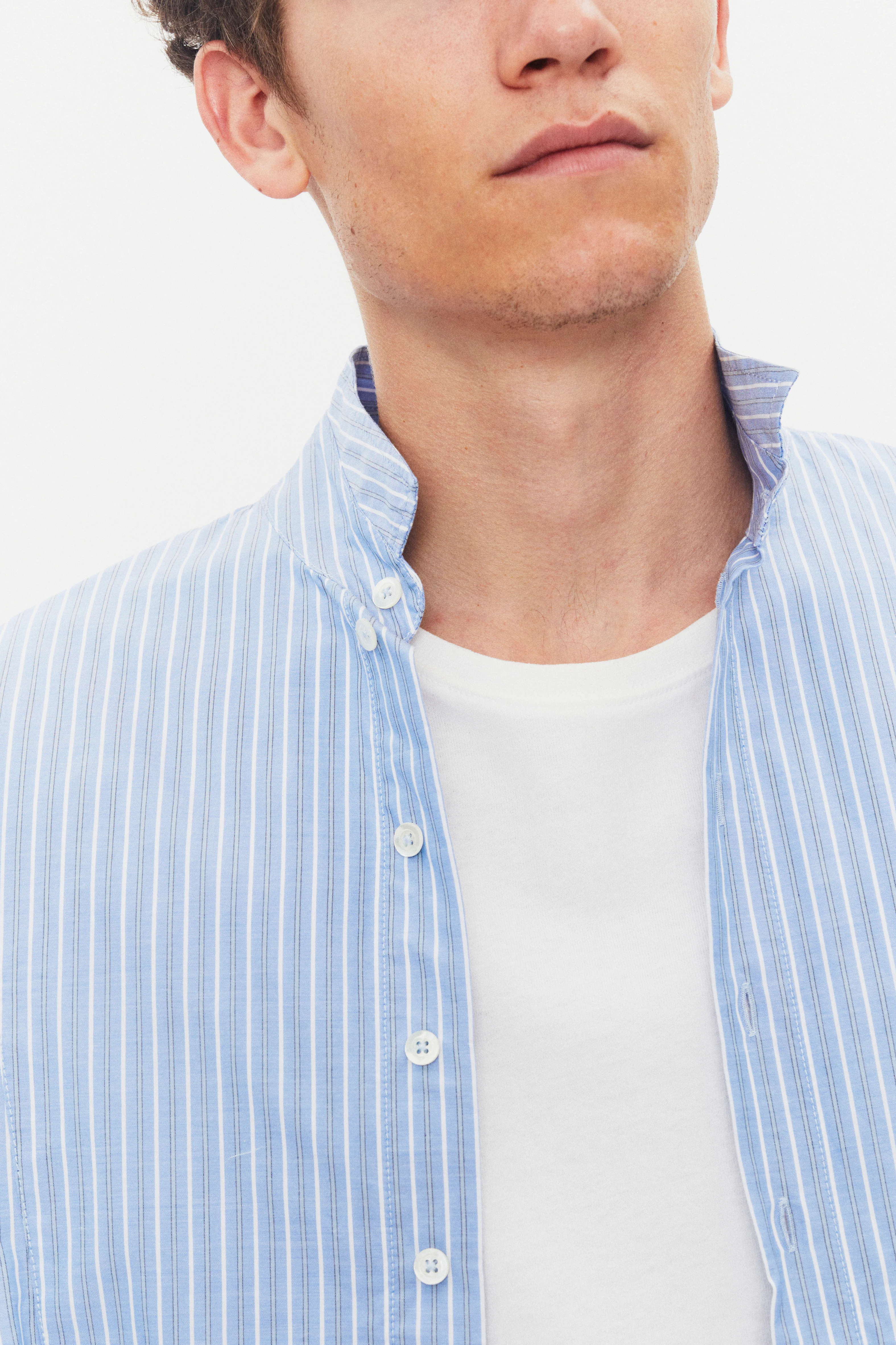 LUIS 30-19-1 | Loose Tuxedo Shirt | Blue stripes - Image 2