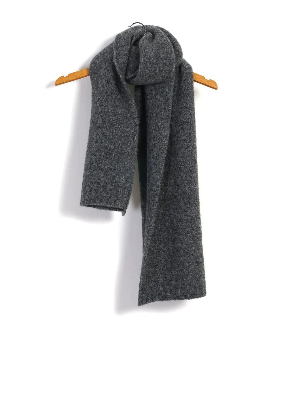 LUIS | Knitted Scarf | Ashes - Image 4