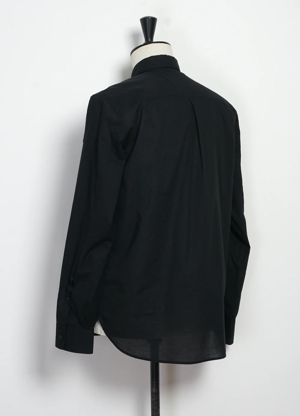 MATTHEUS 29-43-2 | Concealed Placket Shirt | Black - Image 5