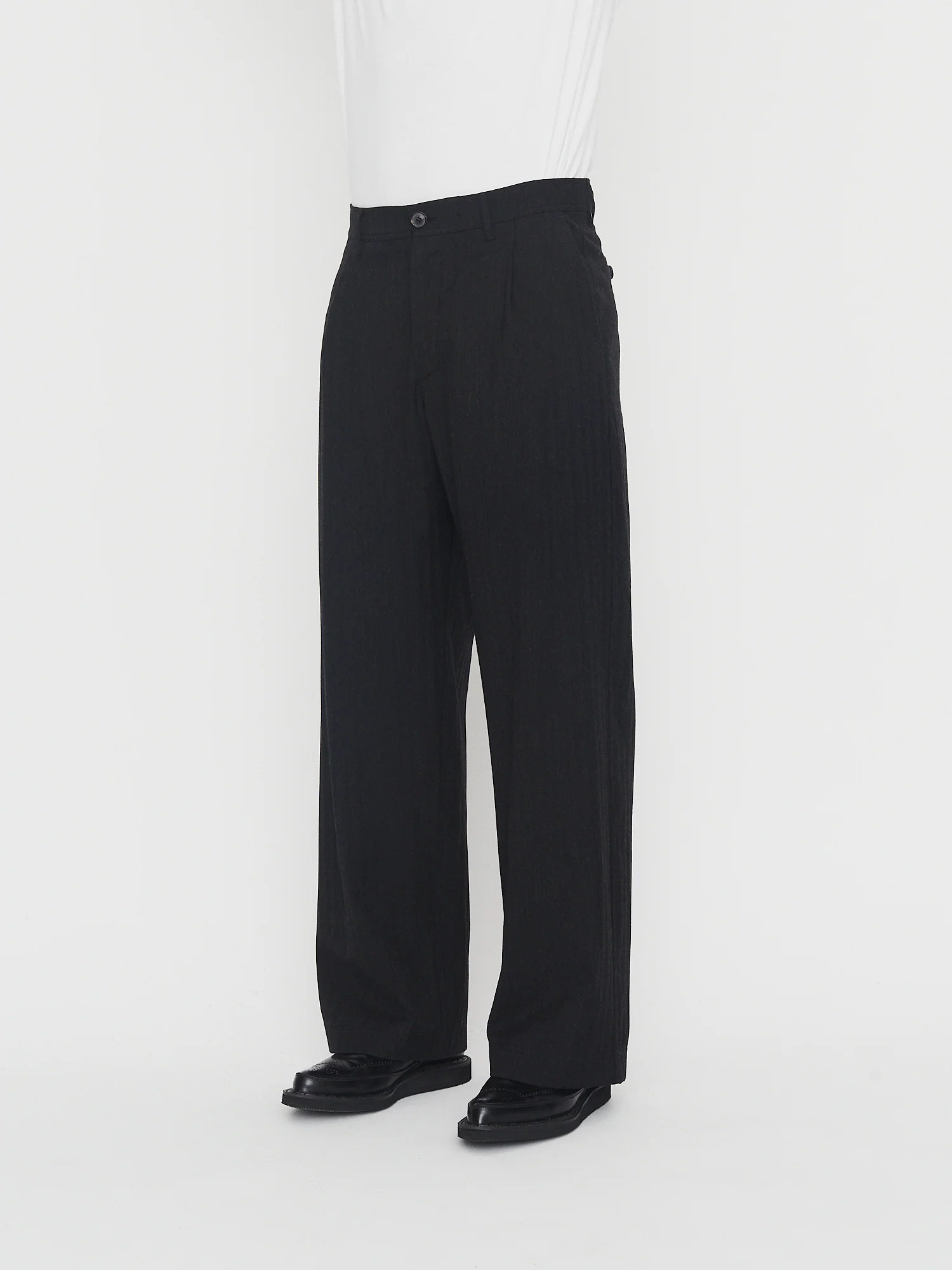 MIKA 30-33-2 | Wide Straight Pleated Trousers | Anthracite - Image 2