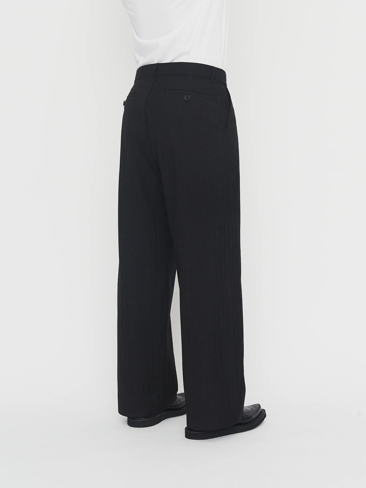 MIKA 30-33-2 | Wide Straight Pleated Trousers | Anthracite - Image 3