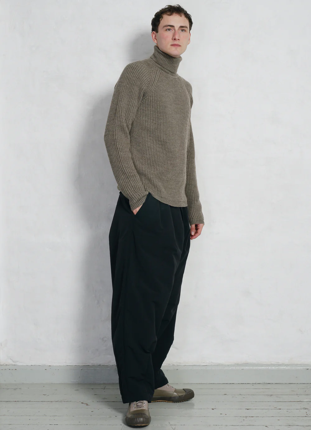 PELLE 28-06-9 | Heavy Knit Turtleneck | Natural - Image 3