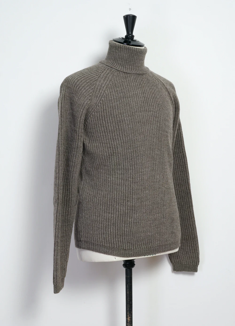 PELLE 28-06-9 | Heavy Knit Turtleneck | Natural - Image 4