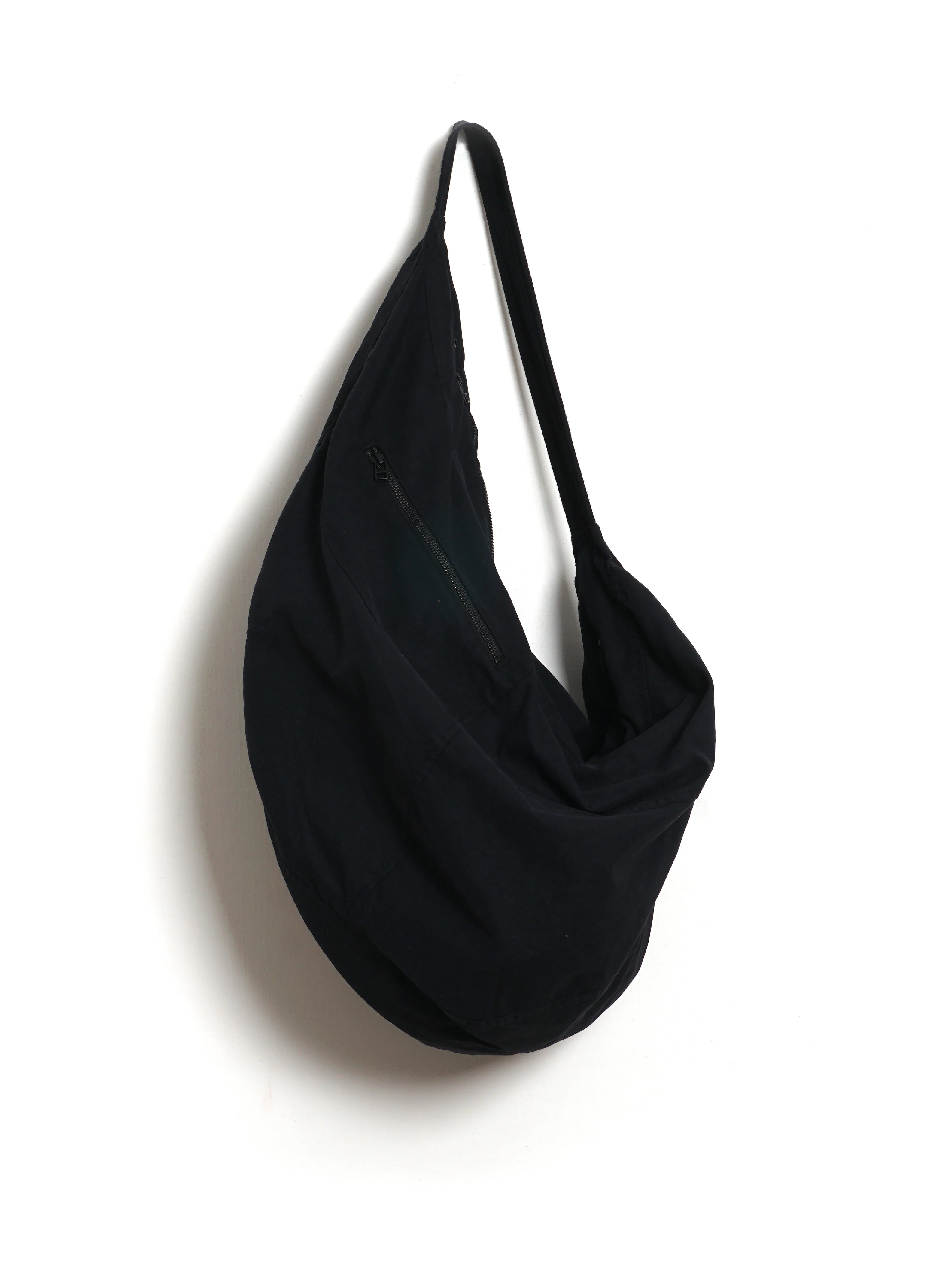 BILLY 30-92-2 | Large Courier Bag | Black Tech