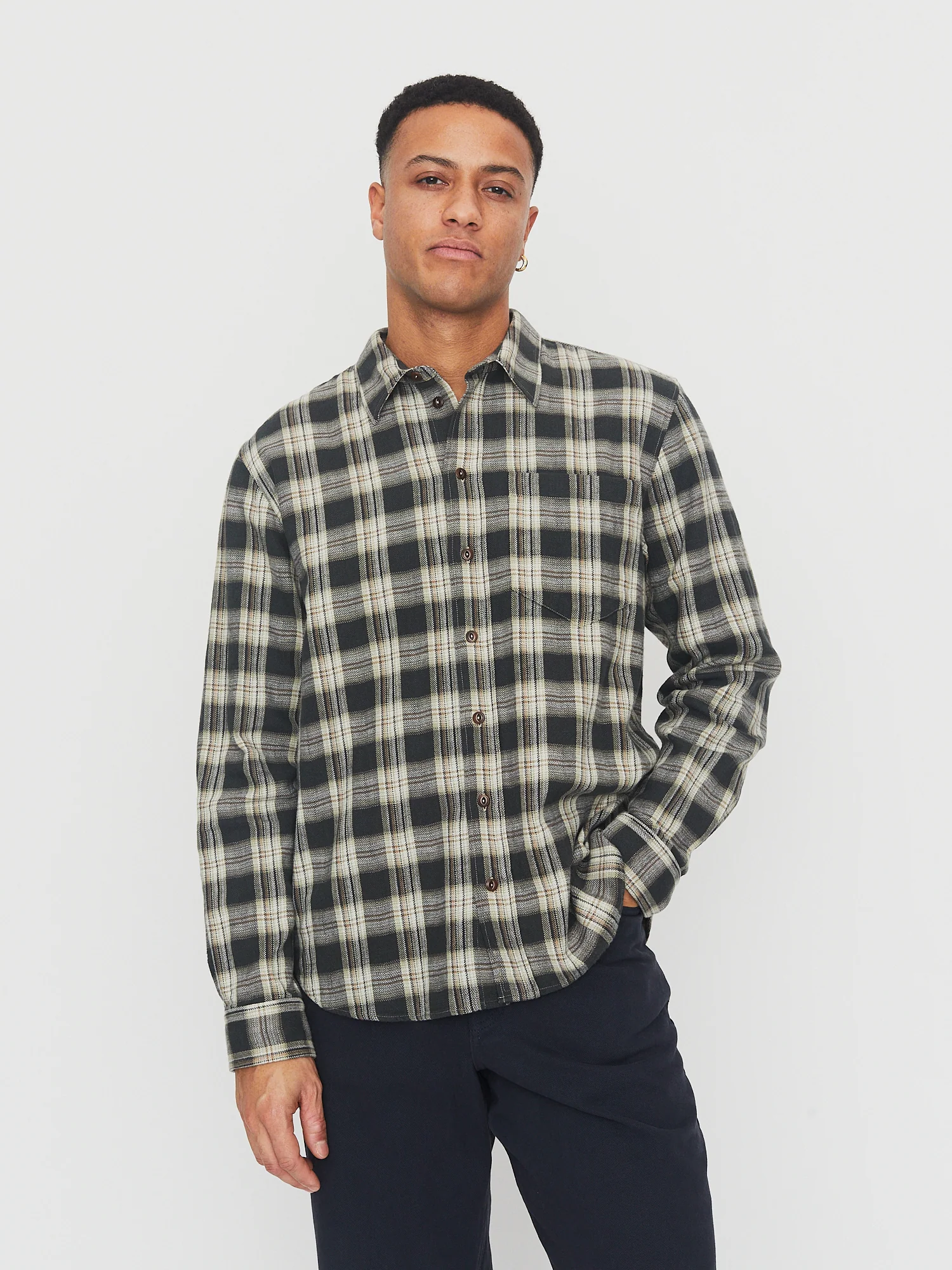 RAYMOND 30-22-2 | Loose Cut Shirt | Black Checks - Image 2