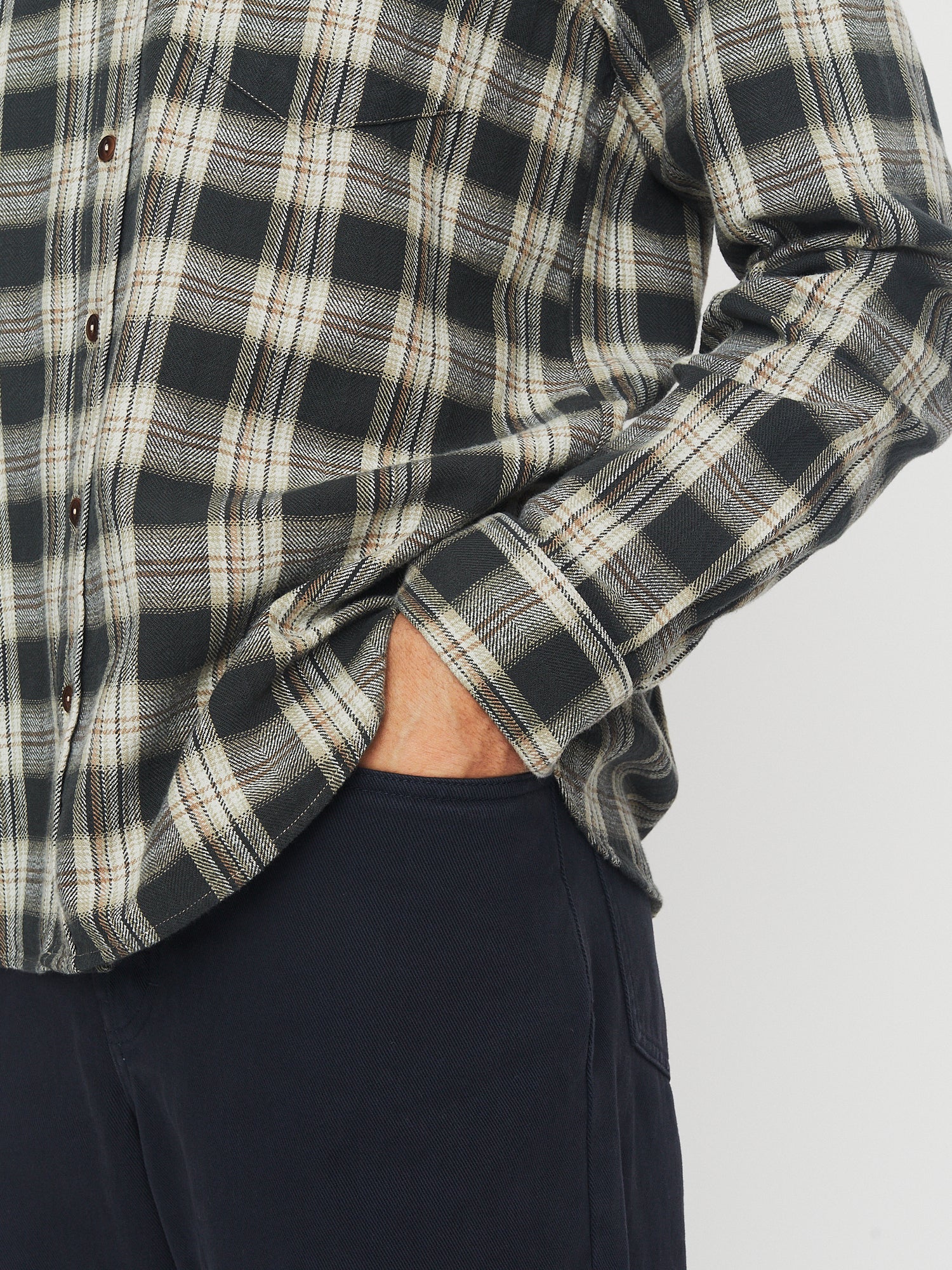 RAYMOND 30-22-2 | Loose Cut Shirt | Black Checks - Image 6