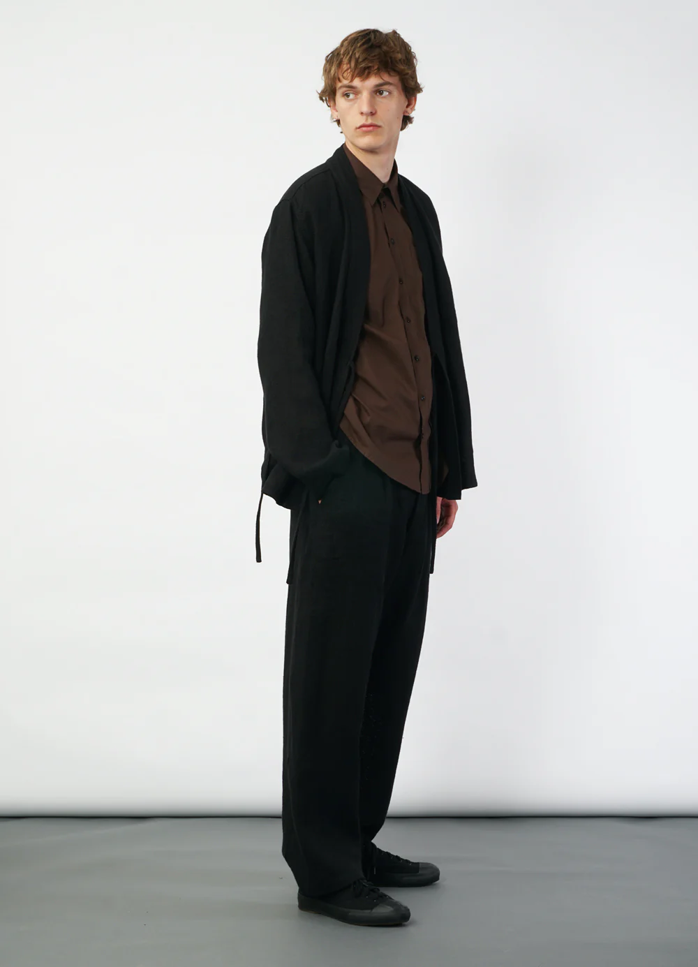 REIDAR 29-47-9 | Loose Fit Short Sleeve Shirt | Chocolate - Image 2