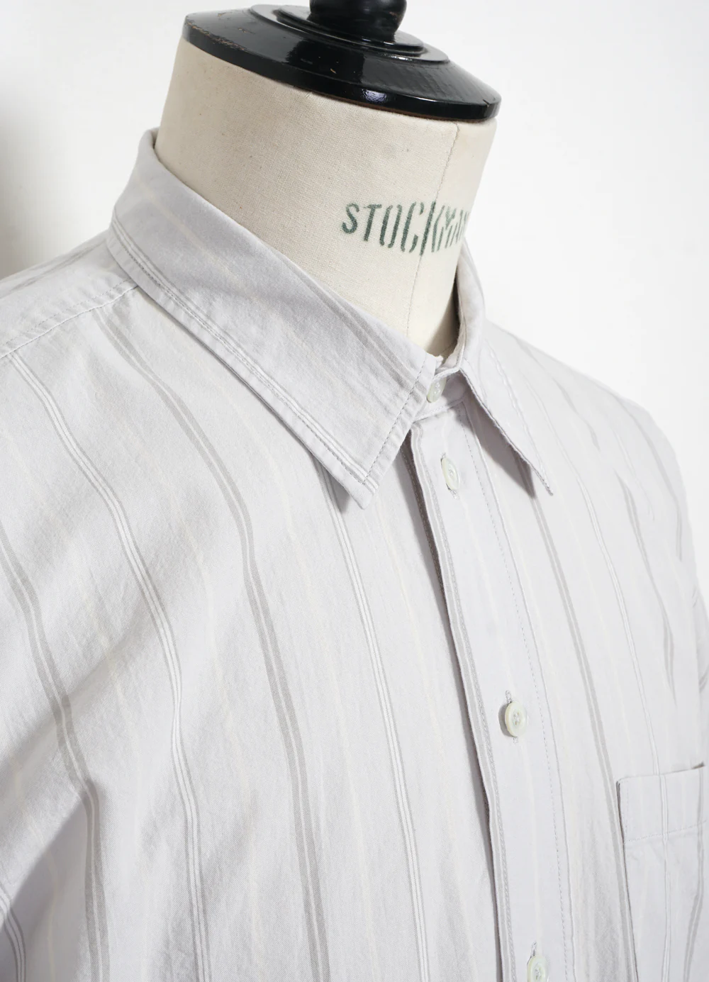REIDAR | Loose Fit Short Sleeve Shirt | Grey Stripes - Image 3