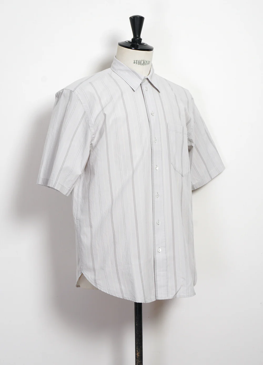 REIDAR | Loose Fit Short Sleeve Shirt | Grey Stripes - Image 4