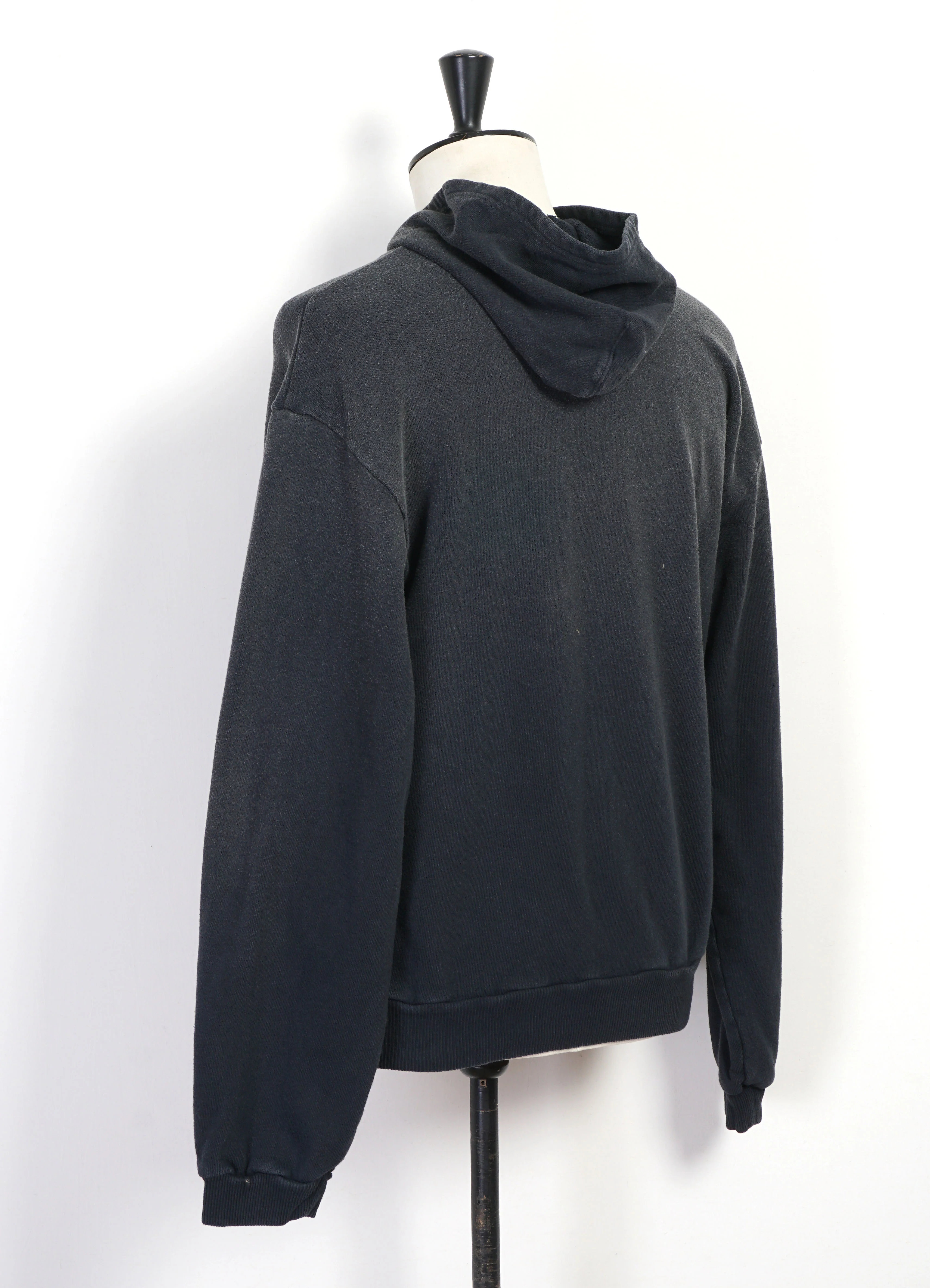 SPEAKEASY KAPITAL | Logo Hoodie | Black - Image 3