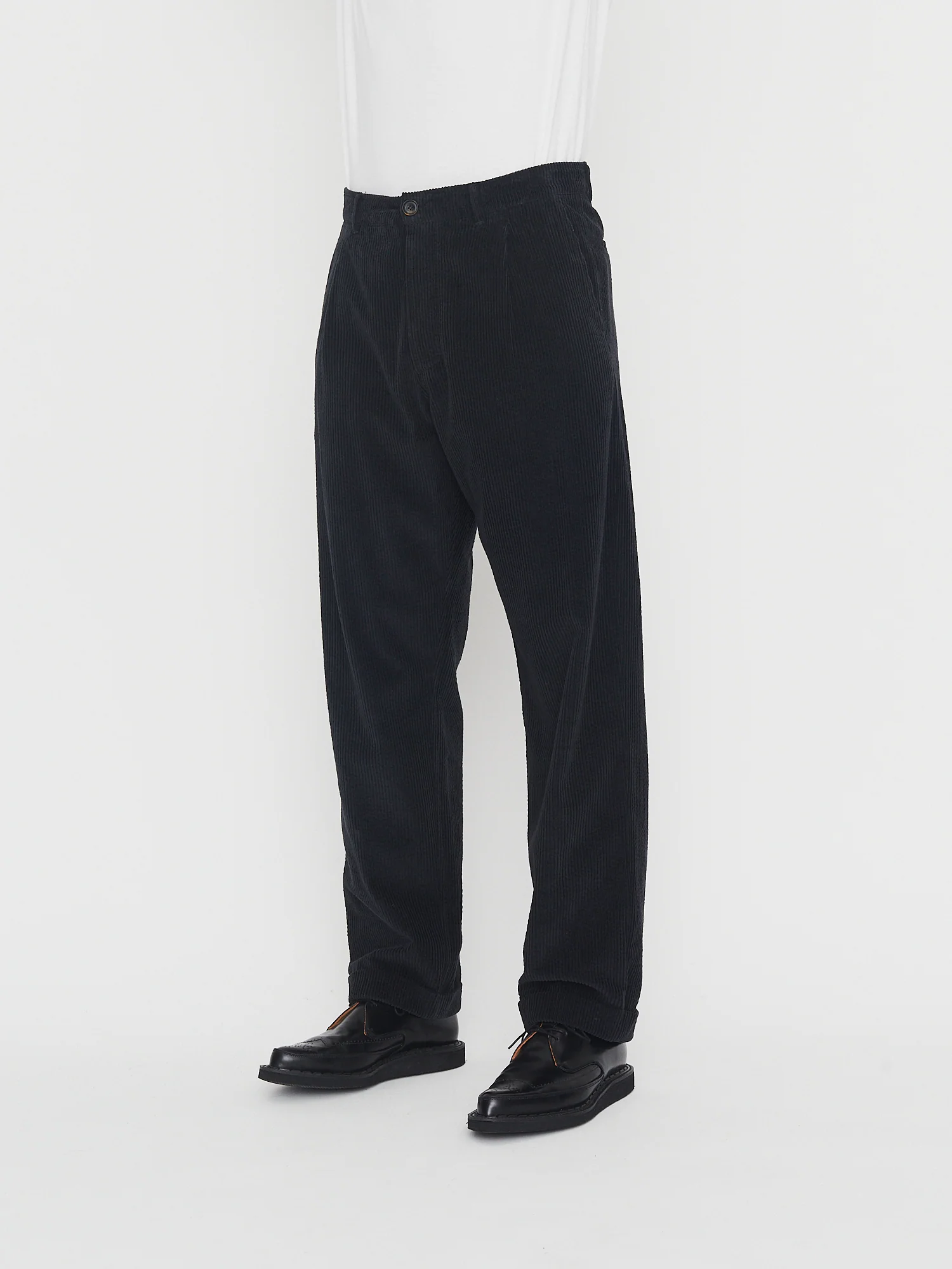 SUNE 30-35-2 | Classic Pleated Trousers | Dusty Black - Image 2
