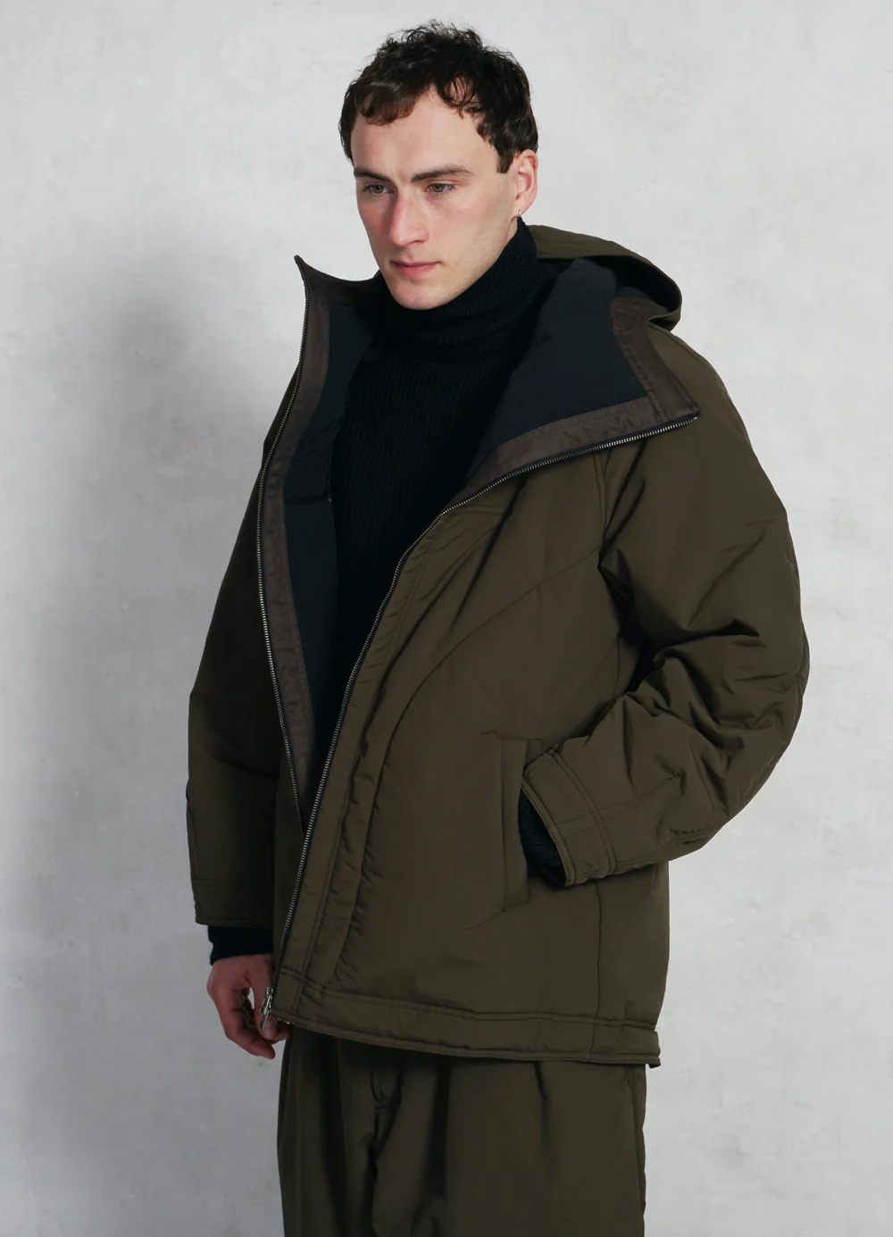 THOMAS 28-23-6 | Loose Padded Hood Jacket | Padded Olive - Image 2