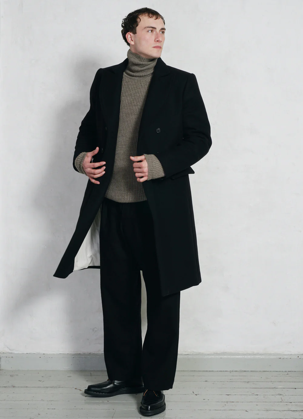 VILLUM 28-50-2 | Classic Double Breasted Coat | Premium Wool - Image 6